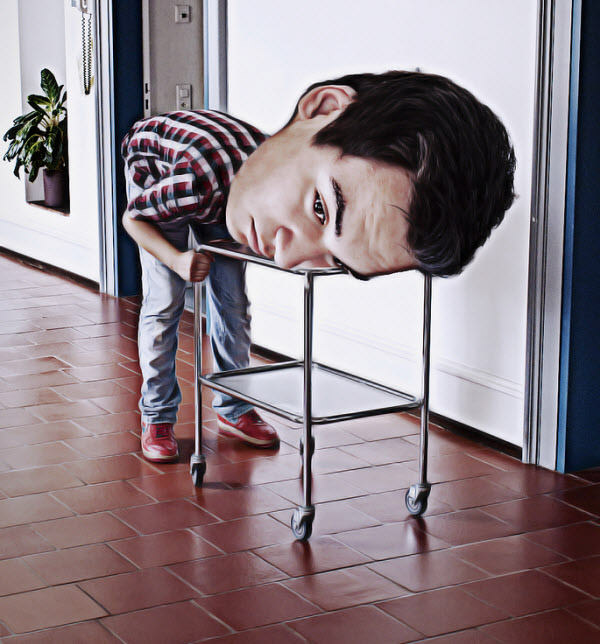 20 Imaginative “Big Head” Photo Creations